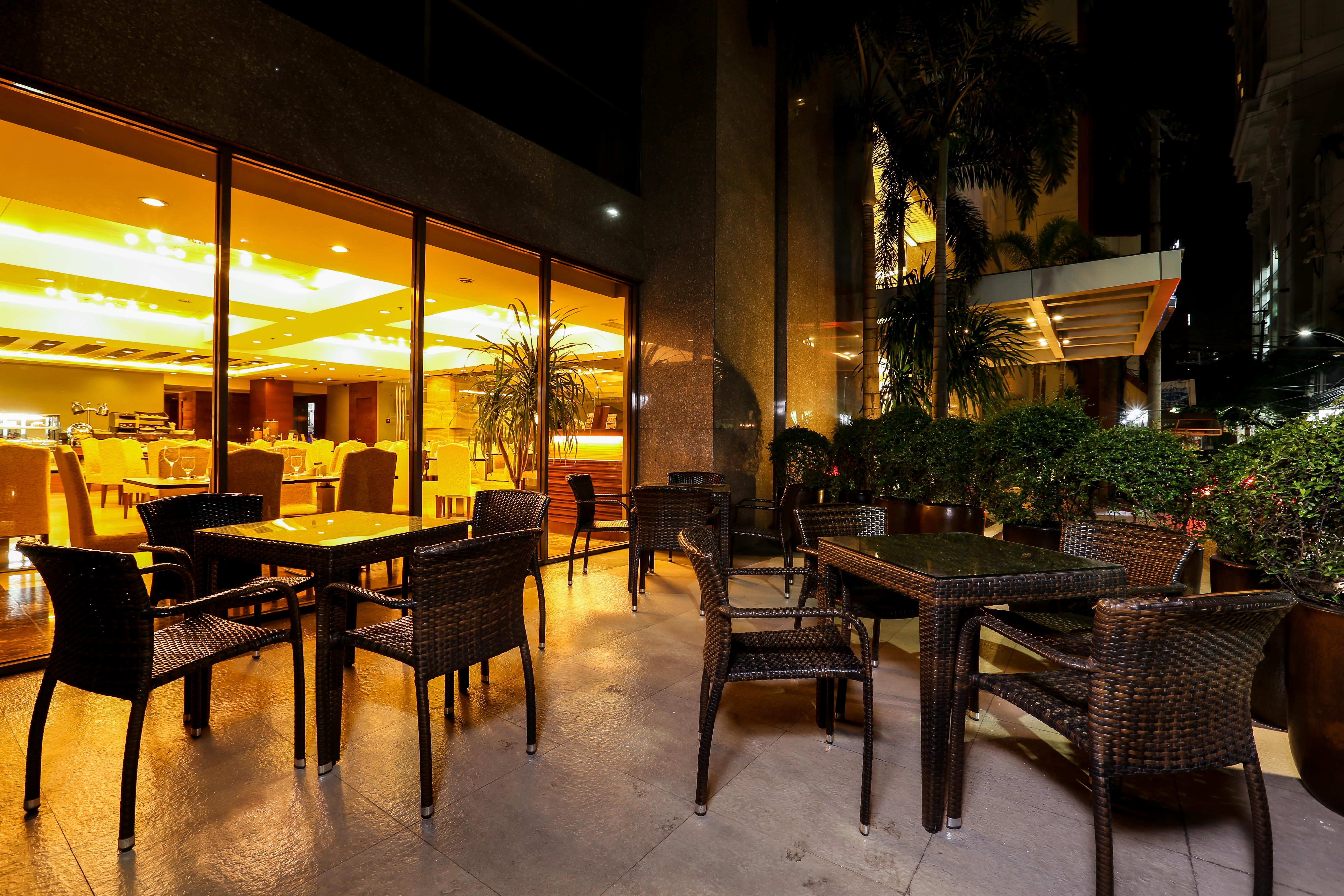Armada Hotel Manila - Quarantine Facility Exterior foto